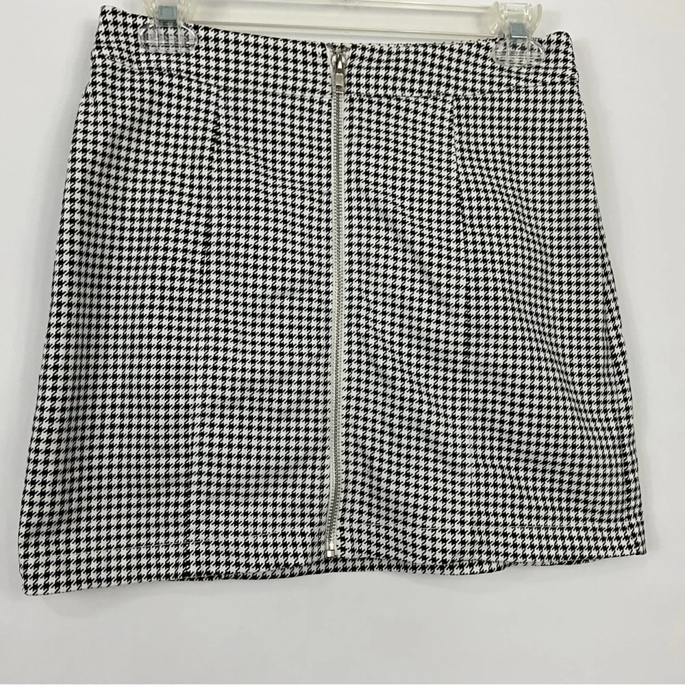 Forever 21 Houndstooth Zipper Front Bodycon Mini Skirt Size Medium